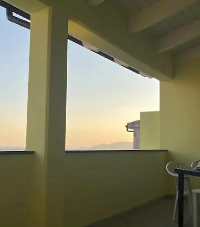 La Casa Del Sole - Apartment Uri
