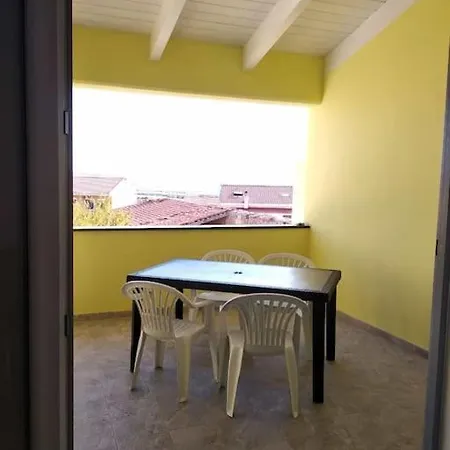 Apartment La Casa Del Sole - Uri