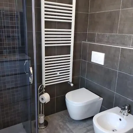 La Casa Del Sole - Apartment Uri