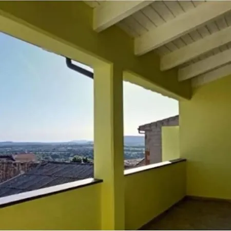 Apartment La Casa Del Sole - Uri